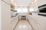 Eleganz & Stil: luxuriöse Villa in bester Lage mit Spa- Bereich und traumhafter Aussicht